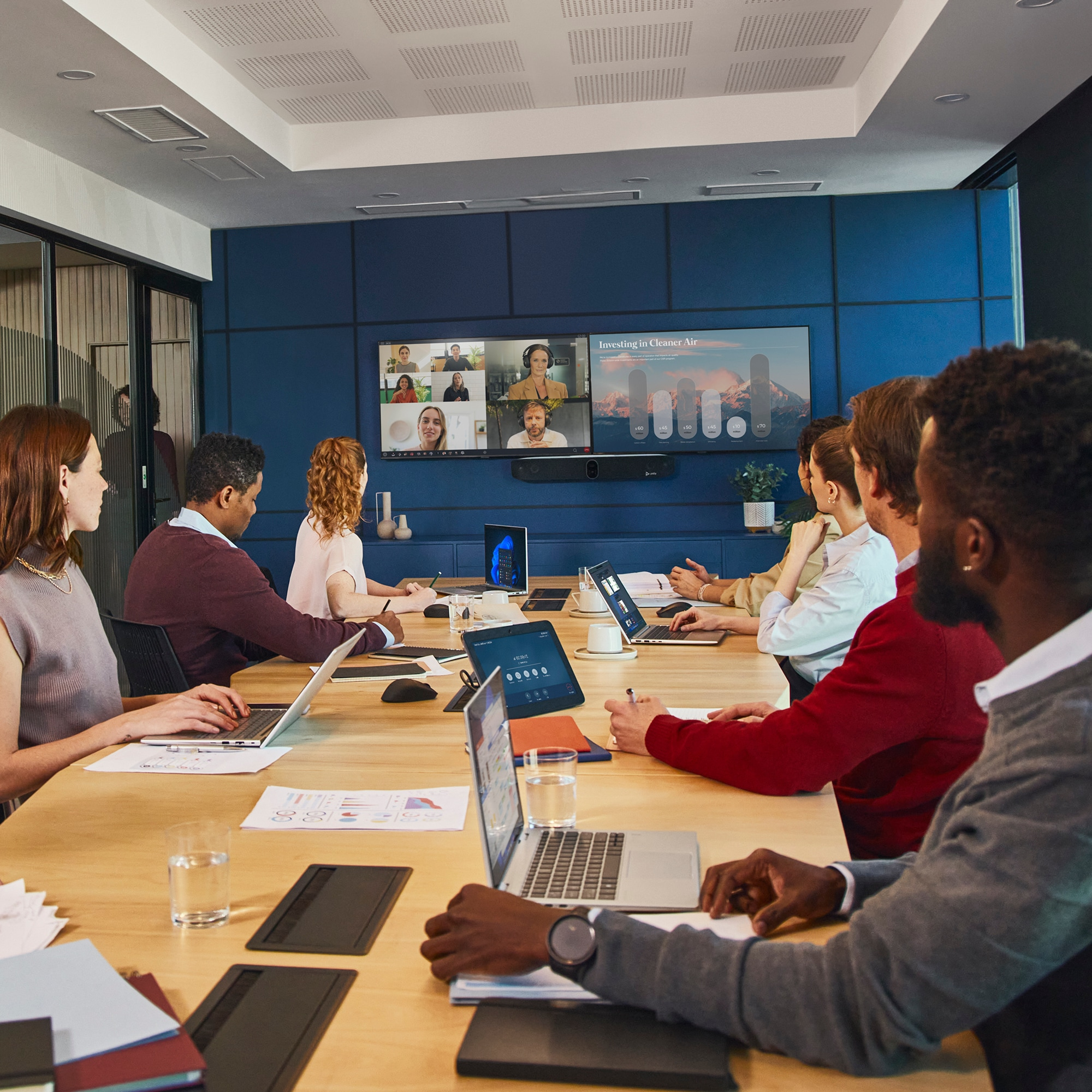 Poly Studio X72 All-In-One Video Bar with TC10 Controller Kit - Afbeelding 4