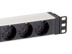 Equip 333293 energiedistributie 8 AC-uitgang(en) 1U Zwart, Zilver - Afbeelding 5