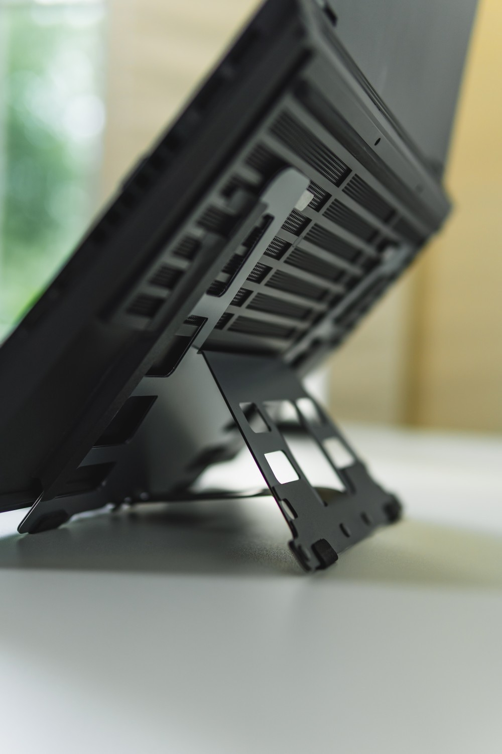 BakkerElkhuizen UltraStand Universal Laptopstandaard Zwart, Donkergrijs 39,6 cm (15.6") - Afbeelding 7