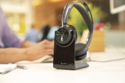 HP Poly Voyager Focus 2 Microsoft Teams Certified USB-C-C Headset +USB-C/A Adapter +Charging Stand - Afbeelding 6