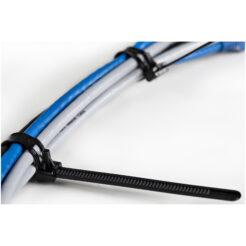 StarTech.com 15 cm Zwarte Herbruikbare Kabelbinders 7 mm Breed, 35 mm Bundeldiameter, 22 kg Treksterkte Hersluitbare Nylon Snelbinders voor Binnen/Buiten, 94V-2/UL Listed, 100 stuks - Afbeelding 5