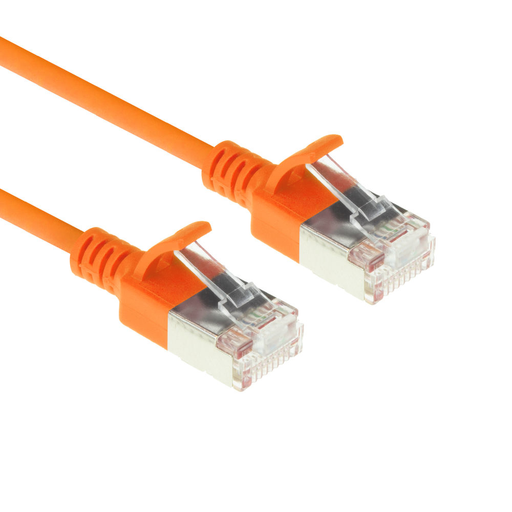 ACT Oranje 10 meter LSZH U/FTP CAT6A datacenter slimline patchkabel snagless met RJ45 connectoren