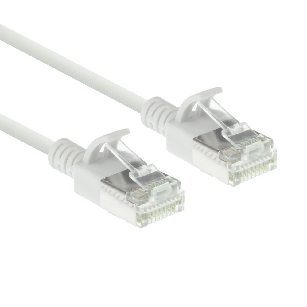 ACT Witte 0,5 meter LSZH U/FTP CAT6A datacenter slimline patchkabel snagless met RJ45 connectoren