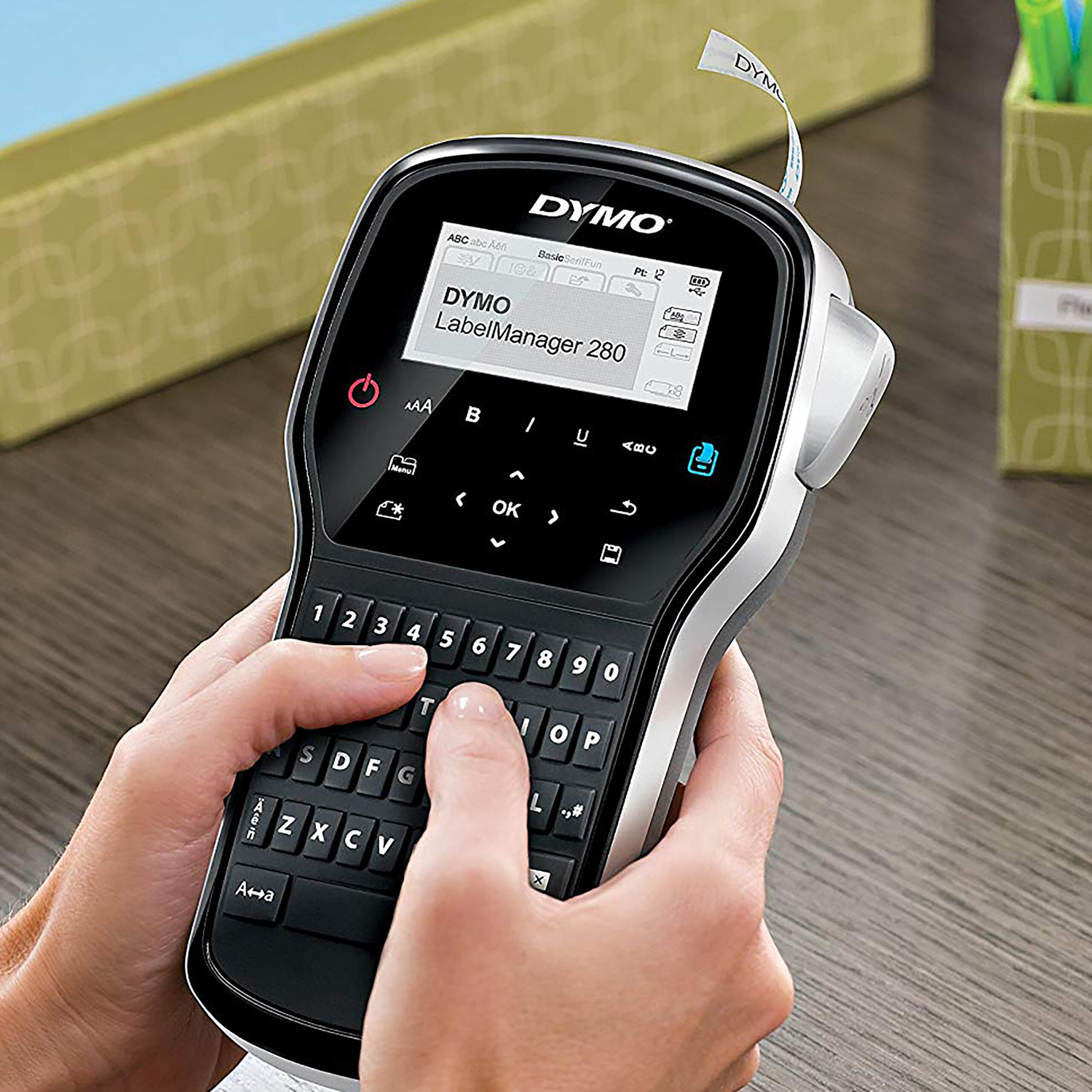 DYMO LabelManager 260-labelprinter | Oplaadbare labelmaker met QWERTY-toetsenbord | Inclusief zwart-wit D1-labeltape (12 mm) | Voor thuis en op kantoor - Afbeelding 4