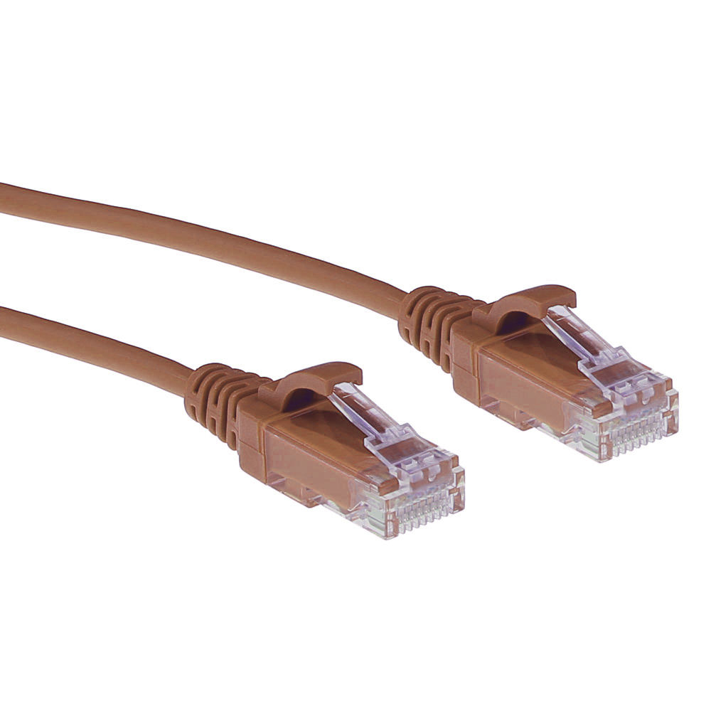 ACT Bruine 0,5 meter LSZH U/UTP CAT6 datacenter slimline patchkabel snagless met RJ45 connectoren