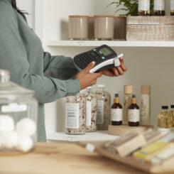 DYMO LabelManager 210D+-labelmaker | Desktoplabelprinter | Draagbare labelmaker met AZERTY-toetsenbord | Groot scherm en toetsen voor snelle toegang | Voor kantoor- en thuisgebruik - Afbeelding 6