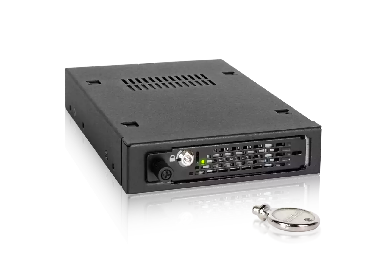 We-Ra. IcyDock 6,3cm SATAI-III/SAS HDD&SSD in 1x3,5 Metall