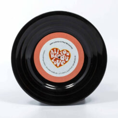 ThumbsUp! Tasse All you need is love 270ml weiß