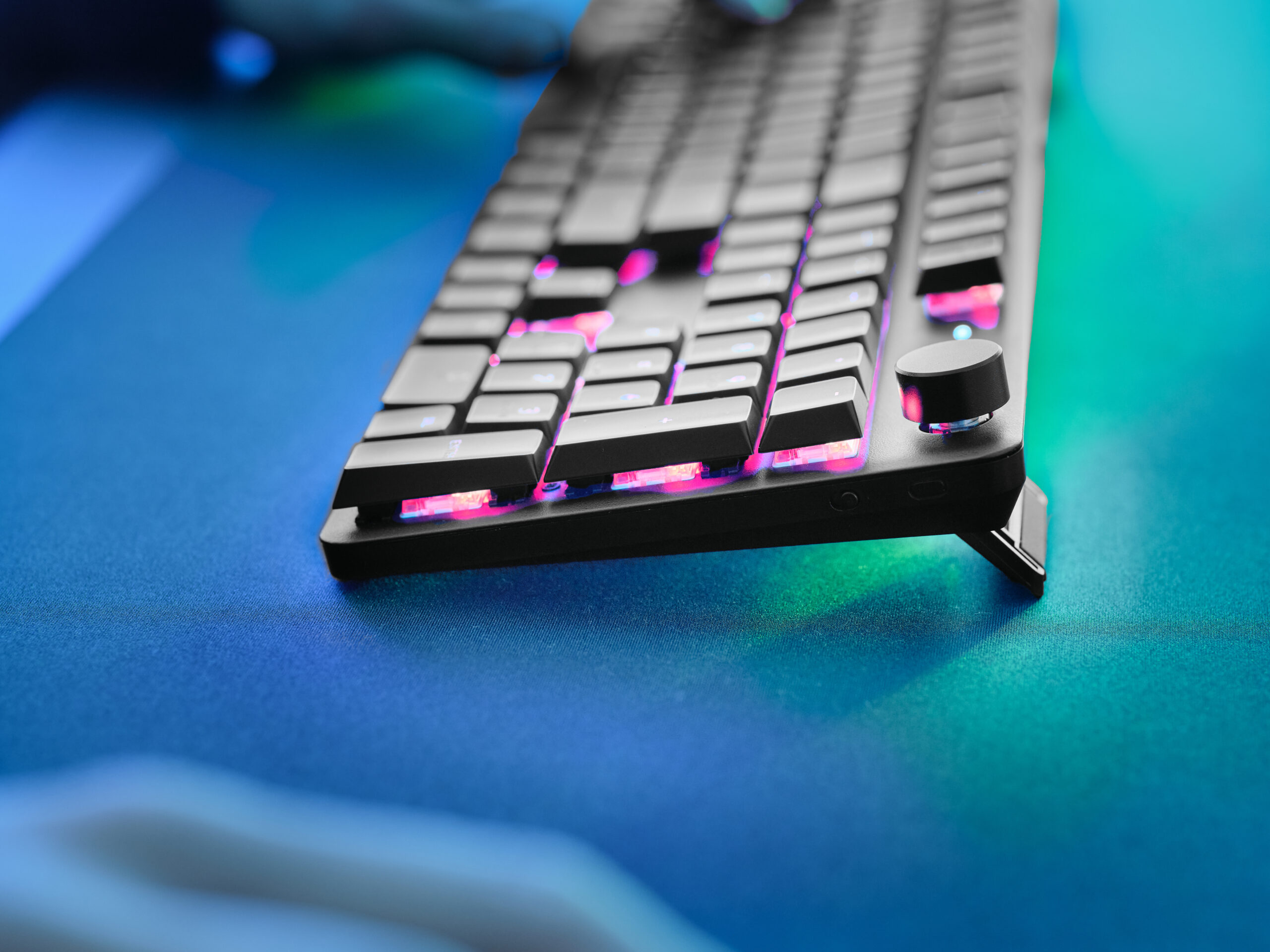 Trust GXT 868 Torix toetsenbord Gamen USB + RF Wireless + Bluetooth QWERTY Amerikaans Engels Zwart - Afbeelding 10