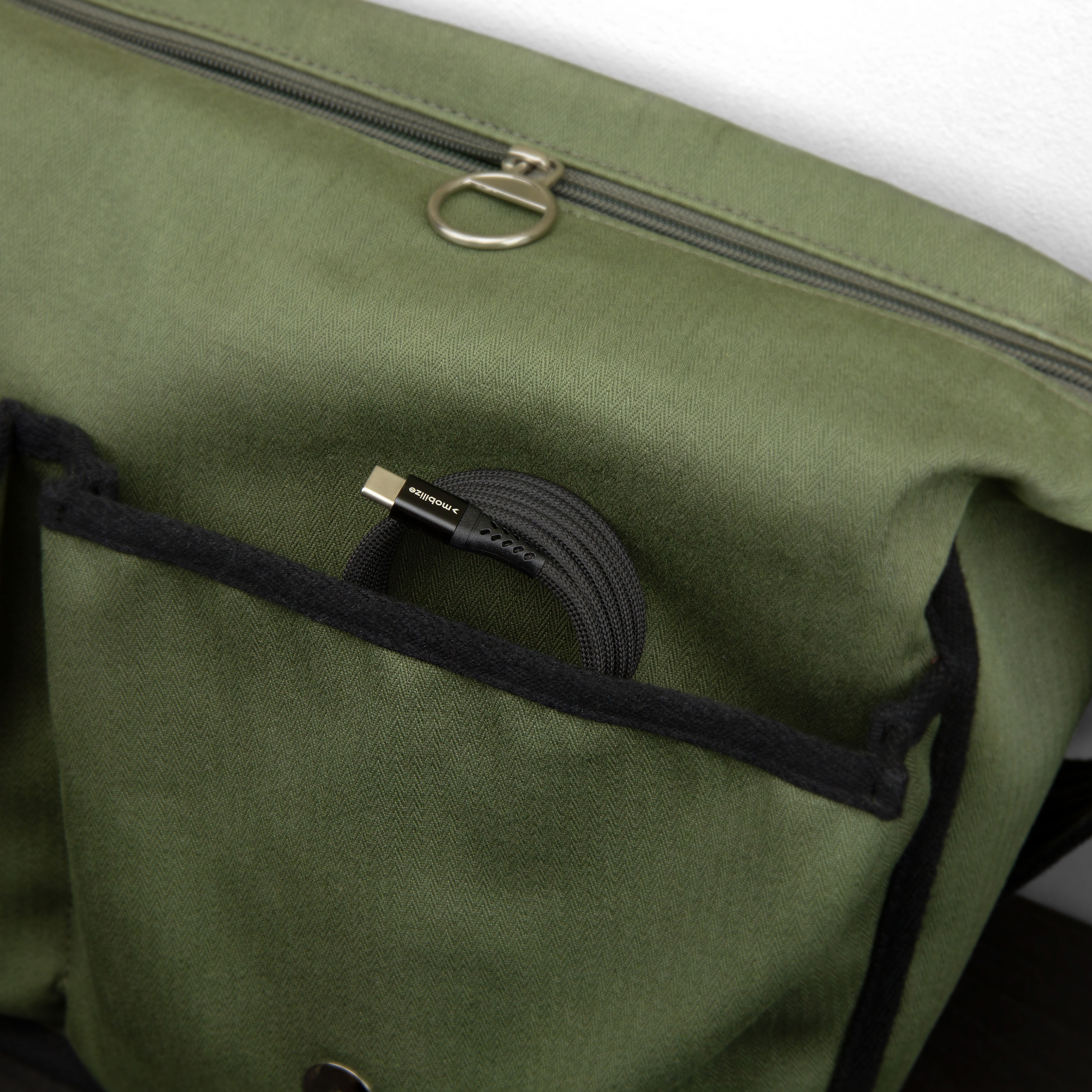 Mobilize Magnetic Nylon Cable - USB-C to USB-C - 1m. - 100W Black - Afbeelding 9