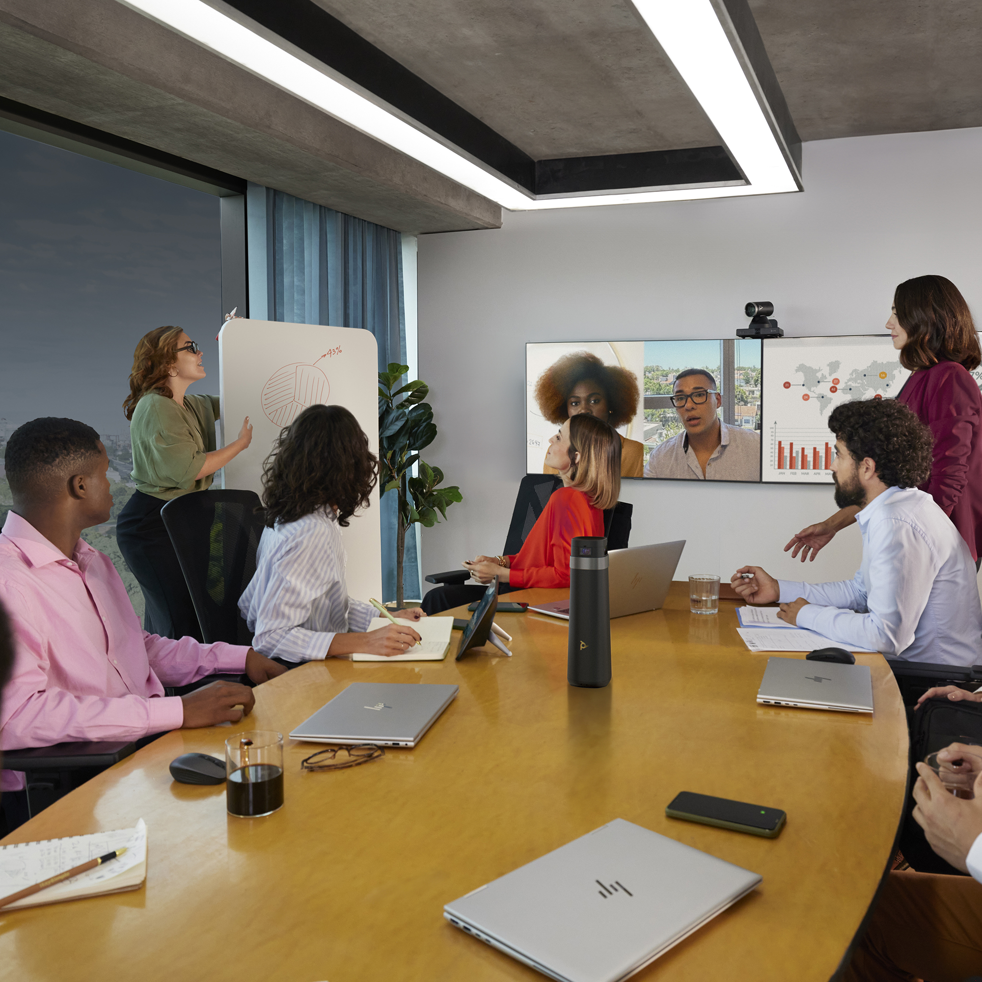 HP Poly Studio E60 Smart Camera 4K MPTZ with 12x Optical Zoom - Afbeelding 4