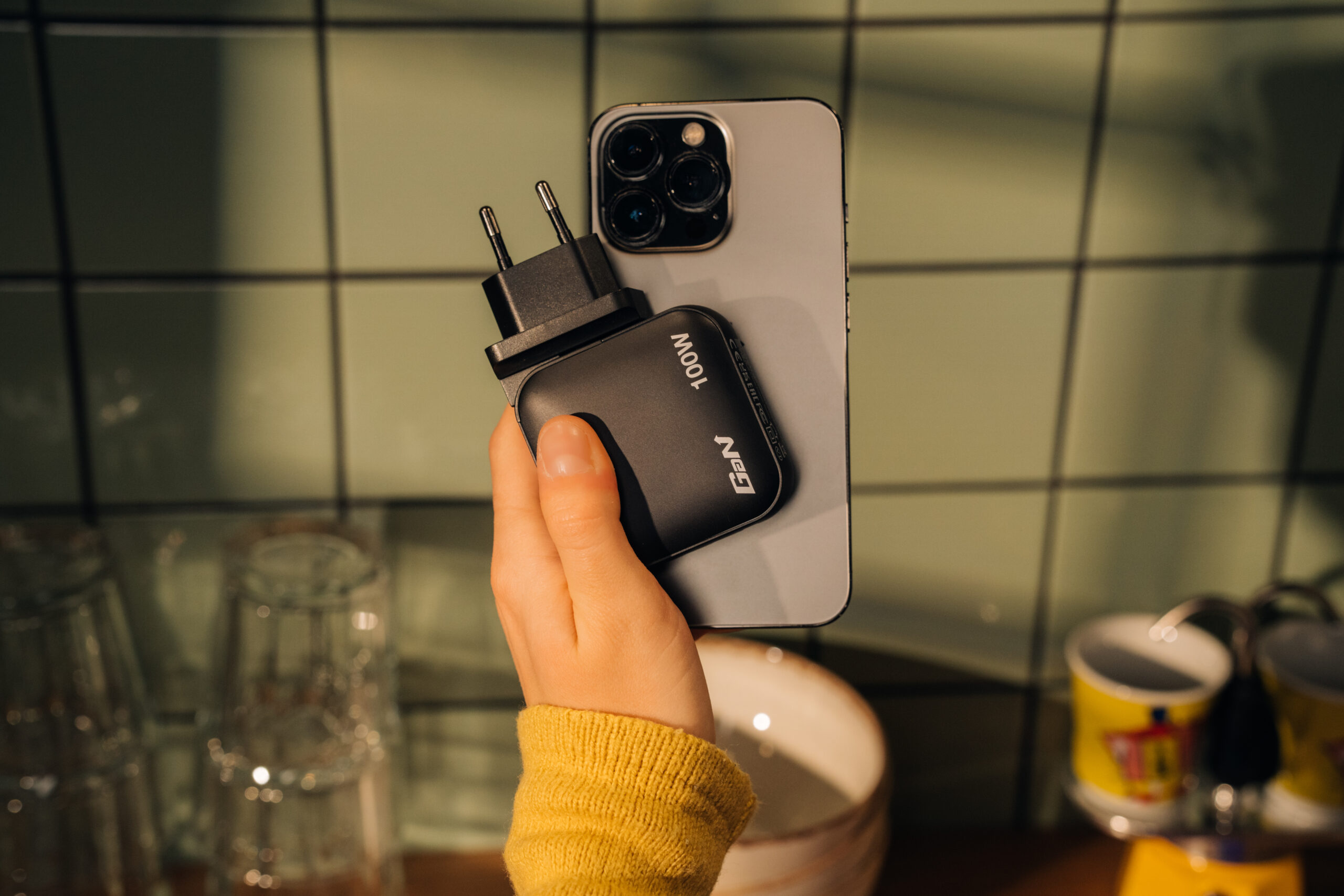 Verbatim GaN Charger 100W Universeel Zwart AC Snel opladen Binnen - Afbeelding 10