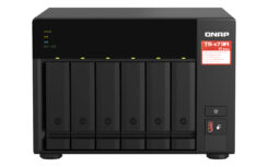 QNAP TS-673A NAS Tower Ryzen Embedded V1500B 8 GB DDR4 0 TB QNAP Turbo System Antraciet