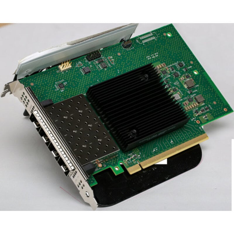 NIC/PCiE up to 25Gb SFP28 x 4 Retail