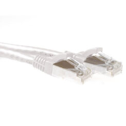 ACT Witte 20 meter SFTP CAT6A patchkabel snagless met RJ45 connectoren