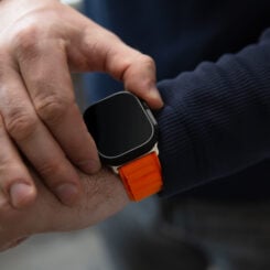 Mobilize Nylon Watch Band - Alpine - Titanium Connector - for Apple 38/40/41mm - Orange - Afbeelding 6