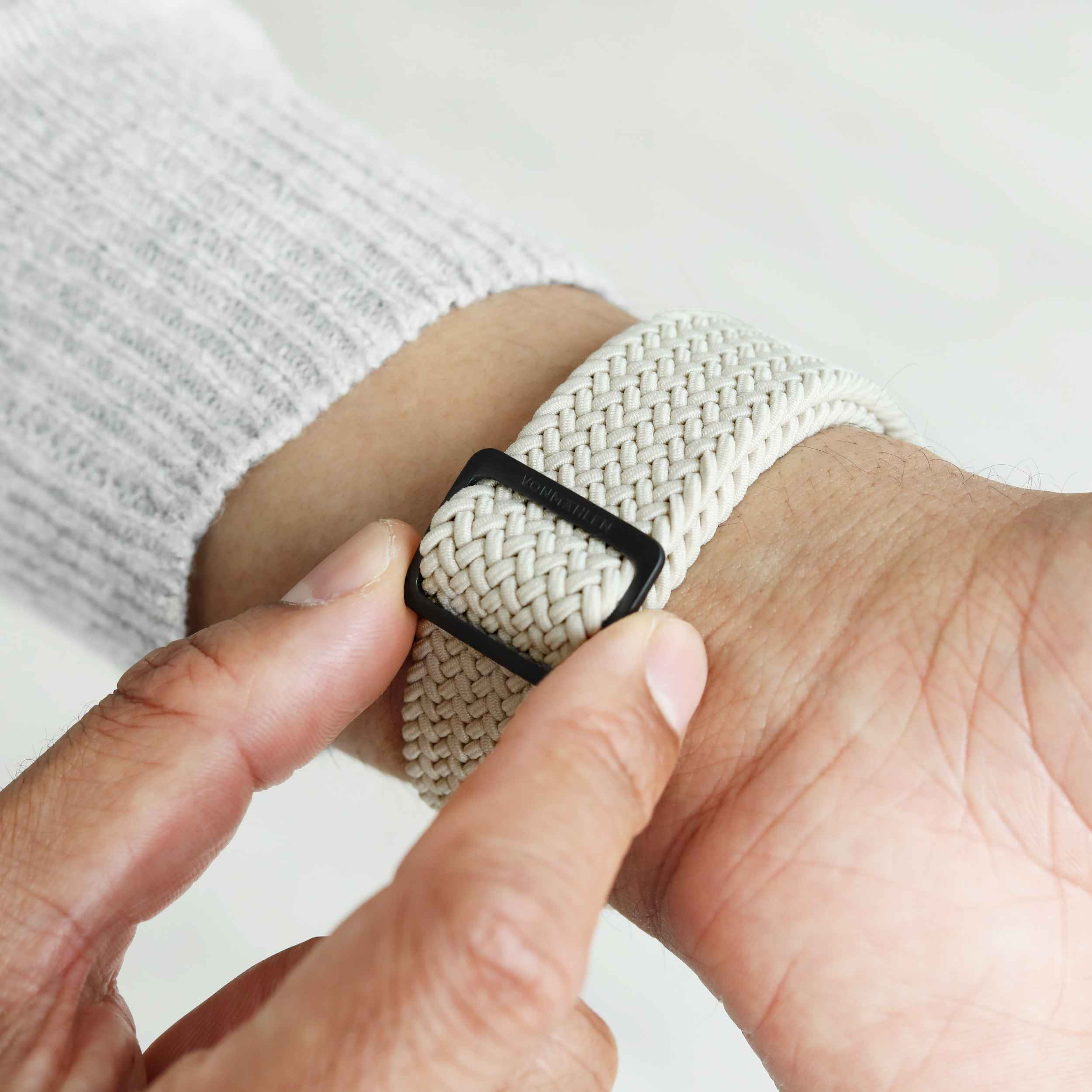 Vonmählen Woven Loop For Apple Watch 44 - 45 - 46 - 49mm One Size Black/Cream - Afbeelding 3