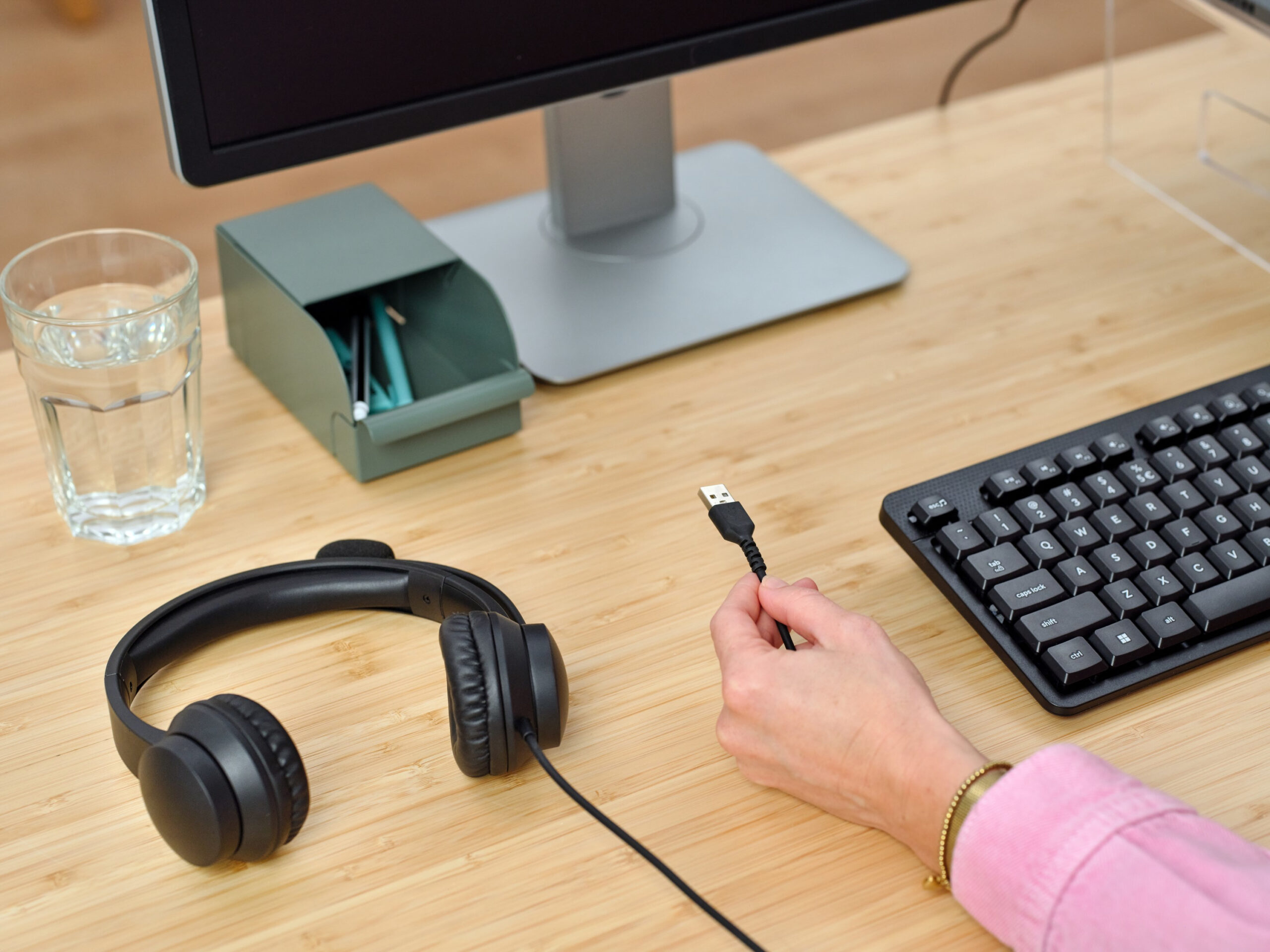 Trust Ayda USB Headset - USB headset voor kantoor en calls – Opklapbare microfoon – Volumeregeling in kabel – Zwart - Afbeelding 9