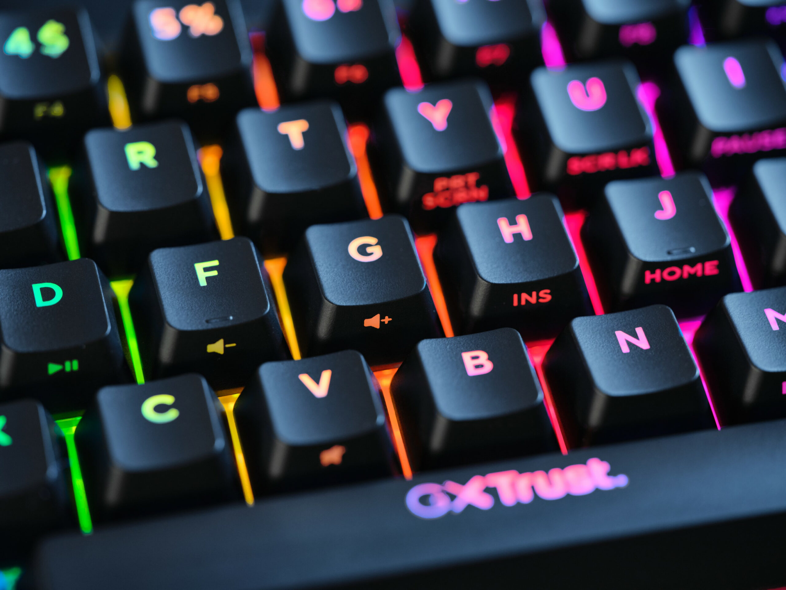 Trust GXT 923 YBAR Gaming Muis - Draadloze gamingmuis – 6 programmeerbare knoppen – 7200 DPI – Zwart - Afbeelding 11