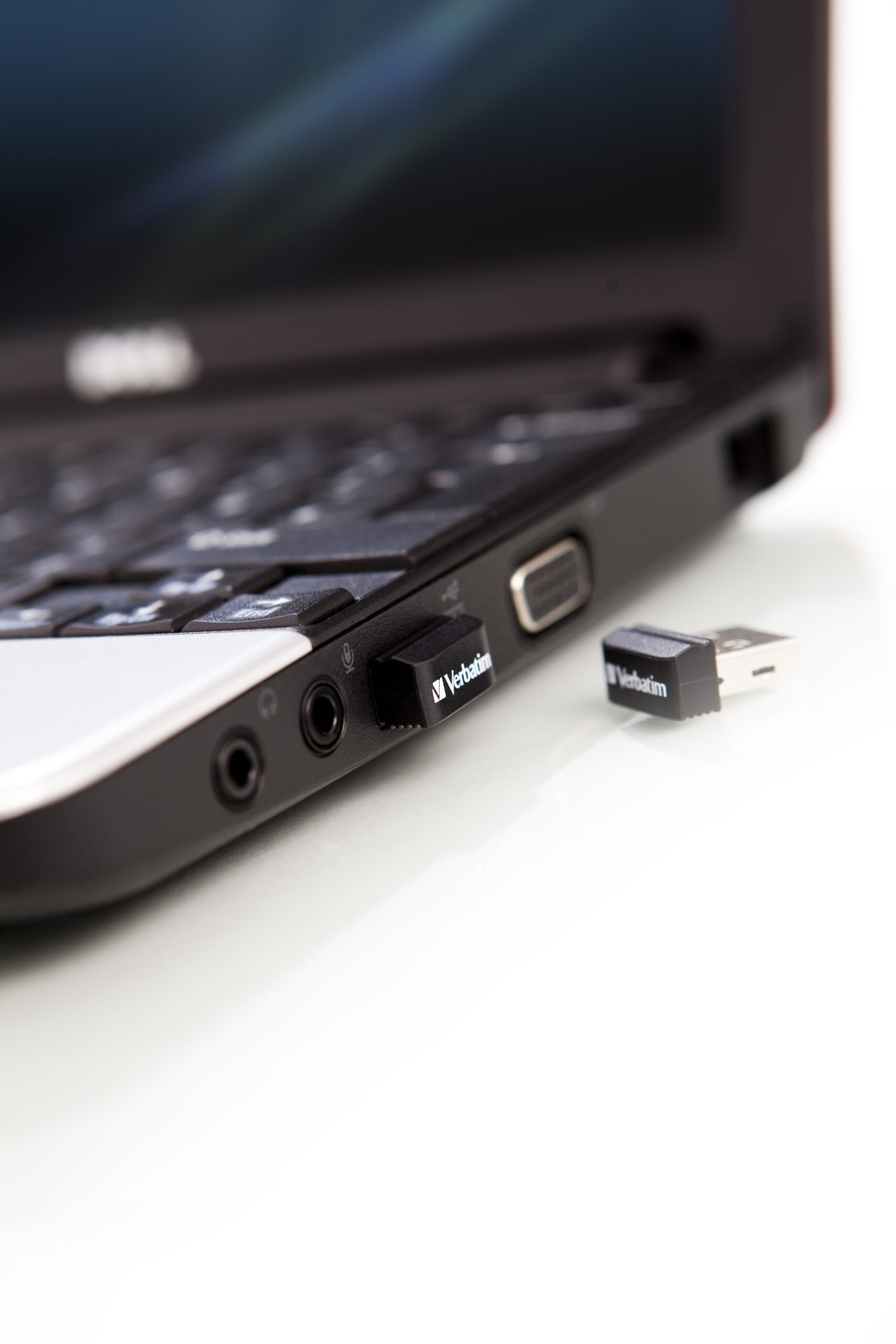 Verbatim Store 'n' Stay NANO - USB-Stick32 GB - Zwart - Afbeelding 6