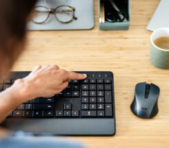 Trust Trezo Toetsenbord en Muis Set - Draadloze desktopset – Belgische AZERTY-indeling – Stille toetsen – Zwart - Afbeelding 9