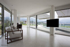 Neomounts WL30S-910BL16 TV-pilaarsteun 40-75" - vlak - vergrendelbaar - diam. 25-100 cm - Afbeelding 20