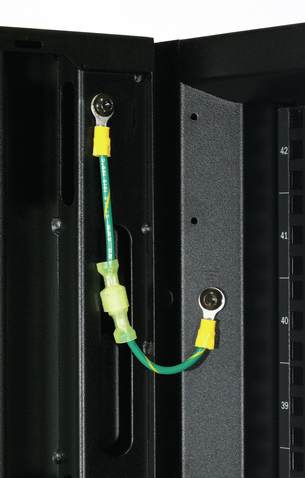 APC NetShelter SX 42U 750mm(b) x 1070mm(d) 19" IT rack, behuizing zonder deuren, zwart - Afbeelding 17