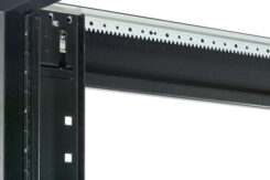 APC NetShelter SX 42U 600mm Wide x 1200mm Deep Enclosure with Sides Black -2000 lbs. Shock Packaging - Afbeelding 7