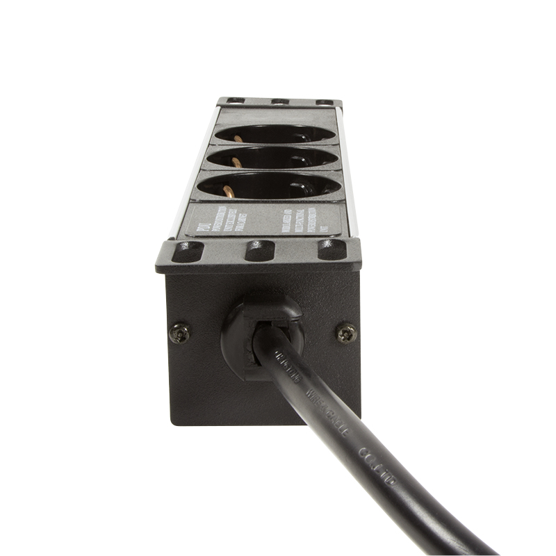 LogiLink PDU3B01 energiedistributie 3 AC-uitgang(en) 1U Zwart - Afbeelding 6