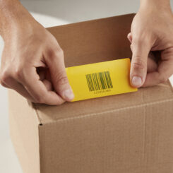 DYMO originele LabelWriter grote verzendlabels/naamkaarten | 54 mm x 101 mm | zwart op geel | Rol van 220 zelfklevende etiketten | Geschikt voor de LabelWriter labelprinters | Gemaakt in Europa - Afbeelding 7