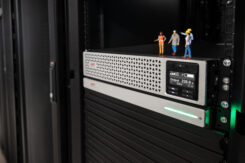 APC Smart-UPS Li-Ion SRTL1500RMXLI-NC Noodstroomvoeding - 1500VA, 8x C13, USB, Rack/tower convertible, NMC - Afbeelding 9