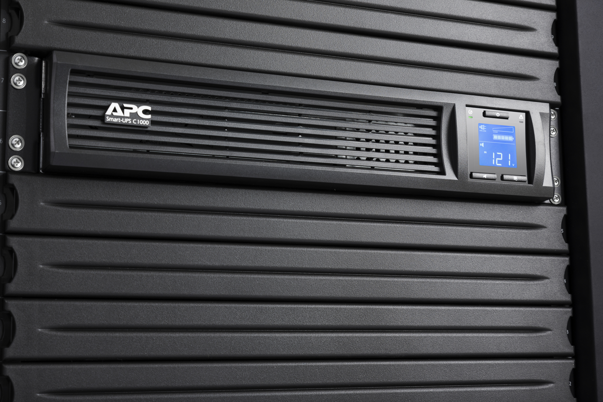 APC Smart-UPS SMC1000I-2UC Noodstroomvoeding - 4x C13, USB, Rack Mountable, SmartConnect, 1000VA - Afbeelding 9