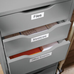 DYMO originele D1 labels | Zwarte Tekst op Wit Label | 19 mm x 7 m | zelfklevende etiketten voor de LabelManager labelprinters | 10 stuks | gemaakt in Europa - Afbeelding 7