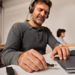 HP Poly Mission 825 Stereo USB Wired Headset (Bulk) - Afbeelding 4