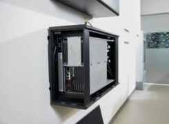 APC NetShelter WX AR106VI 6U+6U 19inch IT Wandkast met ventilatoren - Afbeelding 4