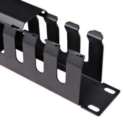 StarTech.com 1U Horizontale Kabelgoot met Deksel voor 19" Server Rack - Vingergoot Kabelmanagement Paneel met Open Sleuven - Raceway Panel - Afbeelding 6