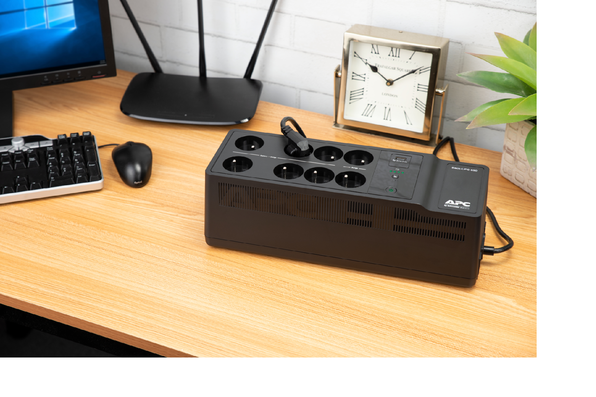 APC Back-UPS BE650G2-GR - Noodstroomvoeding 8x stopcontact, 650VA, 1 USB oplader, 1 USB datapoort - Afbeelding 6