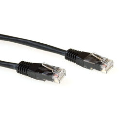 ACT Zwarte 1 meter LSZH U/UTP CAT6A patchkabel met RJ45 connectoren