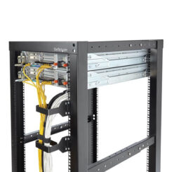 StarTech.com 1.5U Multi-Directionele Verticale 6 x 10cm Server Rack Kabelmanagement D-Ring Haak; Rackmonteerbare Netwerk Kabelorganizer; Kabelmanager voor 19" en 10" Serverkasten - Afbeelding 5