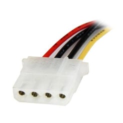 StarTech.com 30 cm SATA-naar-LP4-voedingskabeladapter - F/M - Afbeelding 3