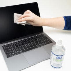 ACT Schermreinigingsspray 200ml met zachte microvezeldoek - Afbeelding 4