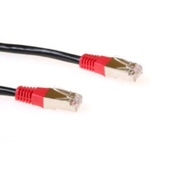 ACT Zwarte 0,5 meter LSZH F/UTP CAT5E patchkabel cross met RJ45 connectoren