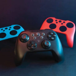 Steelplay Draadloze Controller Geschikt Voor Nintendo Switch Met 6 Verwisselbare Knoppen - Afbeelding 4