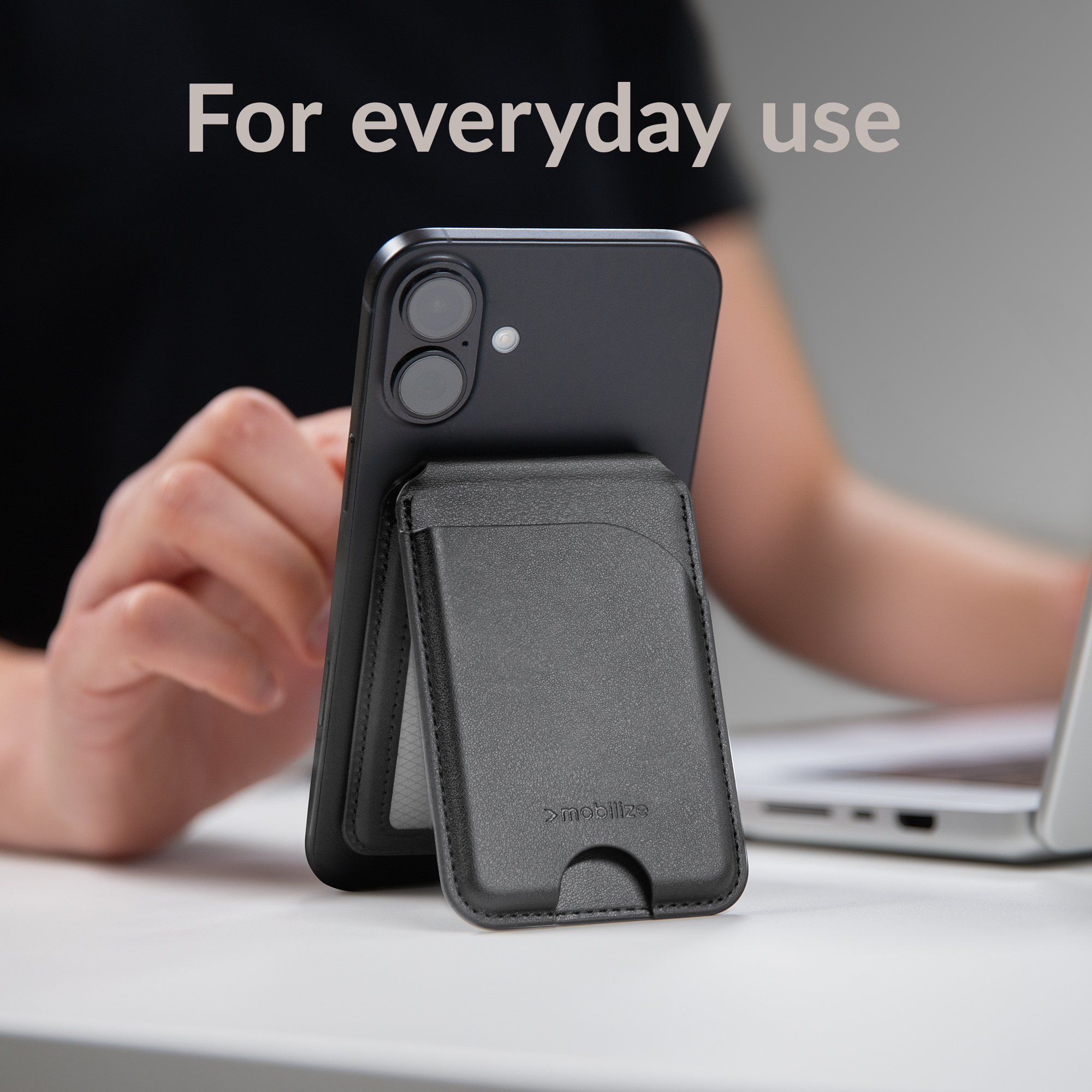 Mobilize MagSafe Compatible Magnet Card Holder with Stand Function Black - Afbeelding 6