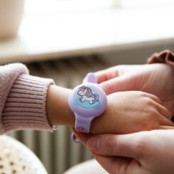 Beeep OneTag Apple Find My & Android Tracker - Kids Wristband Silicon Unicorn - Afbeelding 8