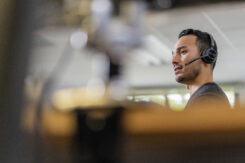 HP Poly Voyager 4320 Microsoft Teams Certified USB-C Headset + BT700 dongle - Afbeelding 4