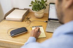 HP Poly Sync 10 USB-A USB-C Speakerphone - Afbeelding 6