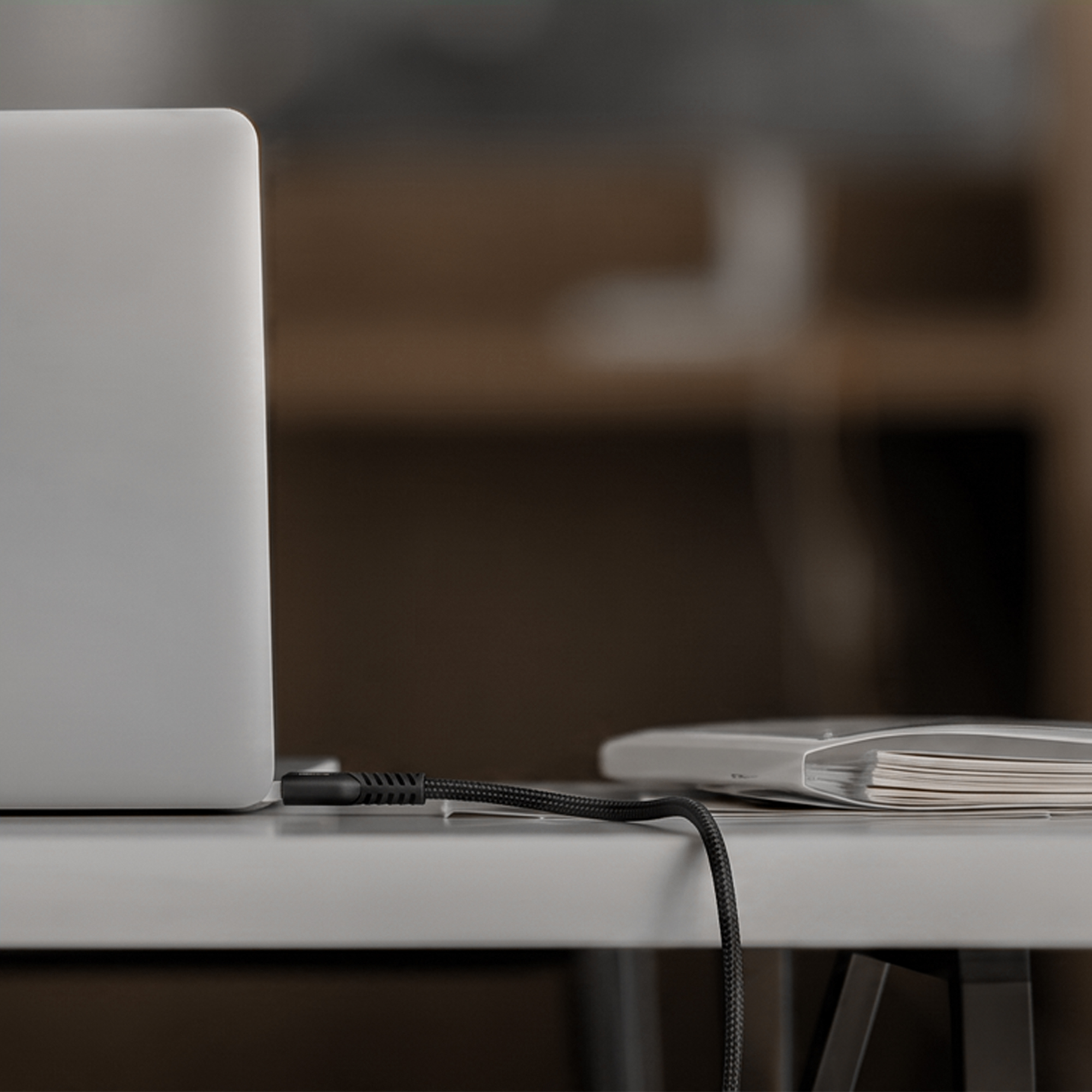 Mobilize Strong Nylon Cable USB-C to USB-C 2m. 240W Black - Afbeelding 6
