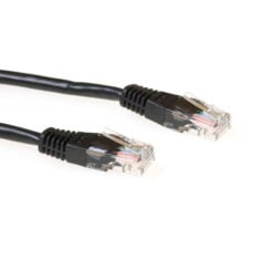 ACT Zwarte 7 meter U/UTP CAT5E patchkabel met RJ45 connectoren